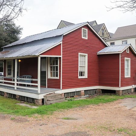 Wensel Cottage In Downtown Natchez Exterior photo